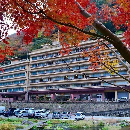 Hotel Kikunoyu Maniwa Zewnętrze zdjęcie